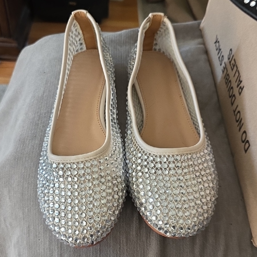 Elegant Silver Rhinestone Flats